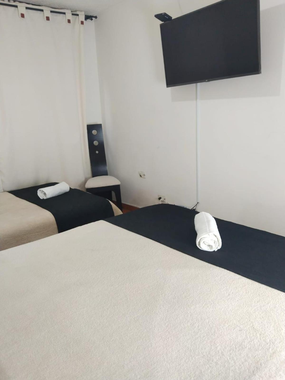 Habitaciones Cerca Al Aeropuerto Centro Y Centro Conecta Embajada Americana Bogotá Zewnętrze zdjęcie